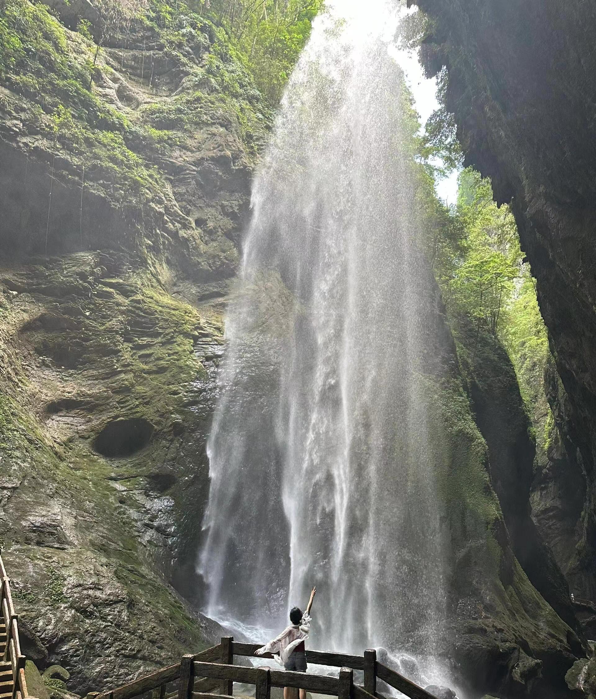 重庆旅游胜地景点攻略_重庆旅游胜地_重庆十佳旅游地